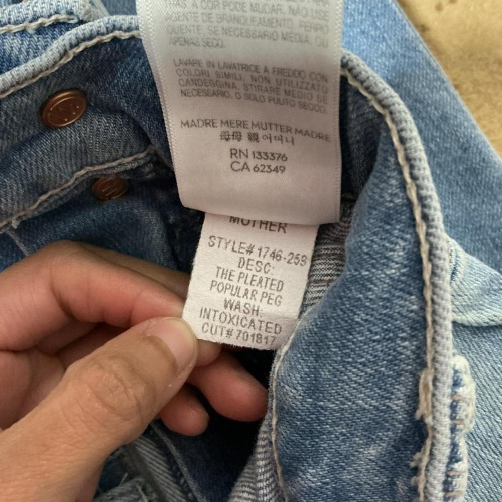MOTHER The Pleated Popular Peg Jeans Intoxicated Light Wash 1746-259 Size 26 - Picture 6 of 8